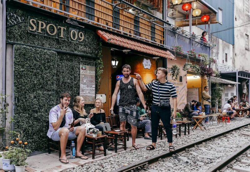 Hanoi: Guided Food Tour With Train Street Visit - Key Points