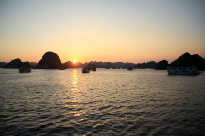 Hanoi: Guided Full-Day Ha Long & Lan Ha Bay on Luxury Cruise - Inclusions and Exclusions