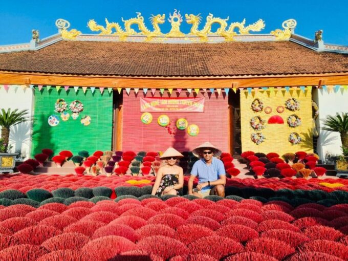 Hanoi: Guided Full-Day Incense Village & Hoa Lu , Tam Coc - Getting There