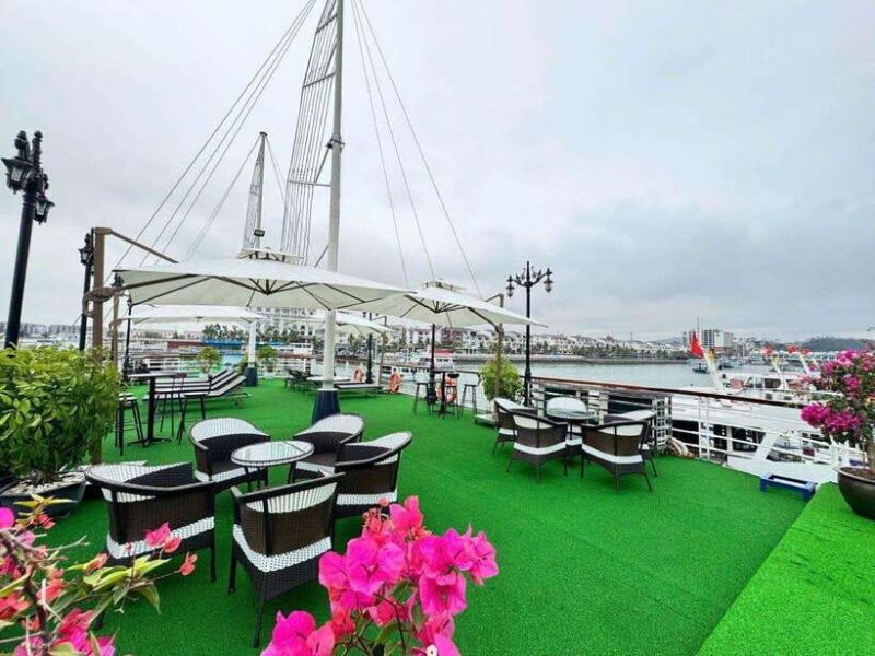 Hanoi: Ha Long Bay Day Trip - Luxury Cruise & Buffet Lunch - Activities and Experiences