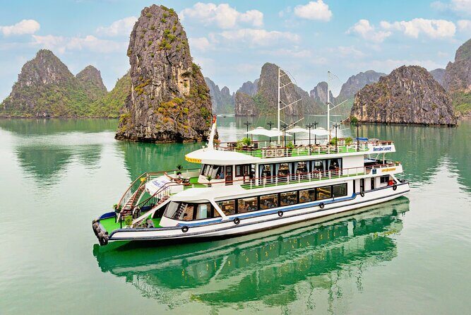 Hanoi: Ha Long bay Luxury Day cruise: Buffet-Kayaking and Jacuzzi - A Deep Dive into the Ha Long Bay Experience