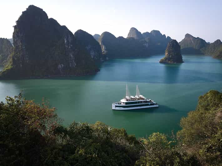 Hanoi : Ha Long & Lan Ha Bay 5-Star With Limousine Transfer - Lunch and Cuisine