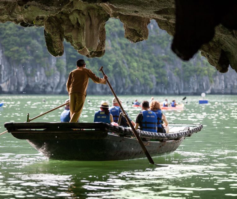 Hanoi: Halong Bay 2 Days 1 Night Cruise - Sunset Party and Dinner on Board