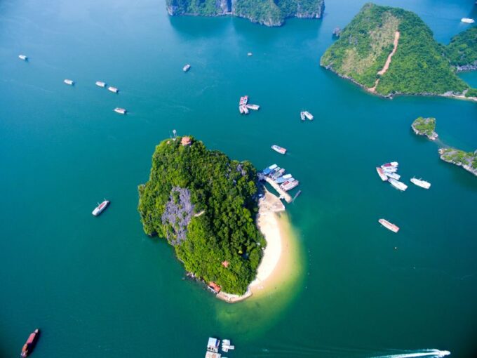 Hanoi: Halong Bay 5-Star Cruise With Lunch Buffet & Kayaking - Titov Island Hike