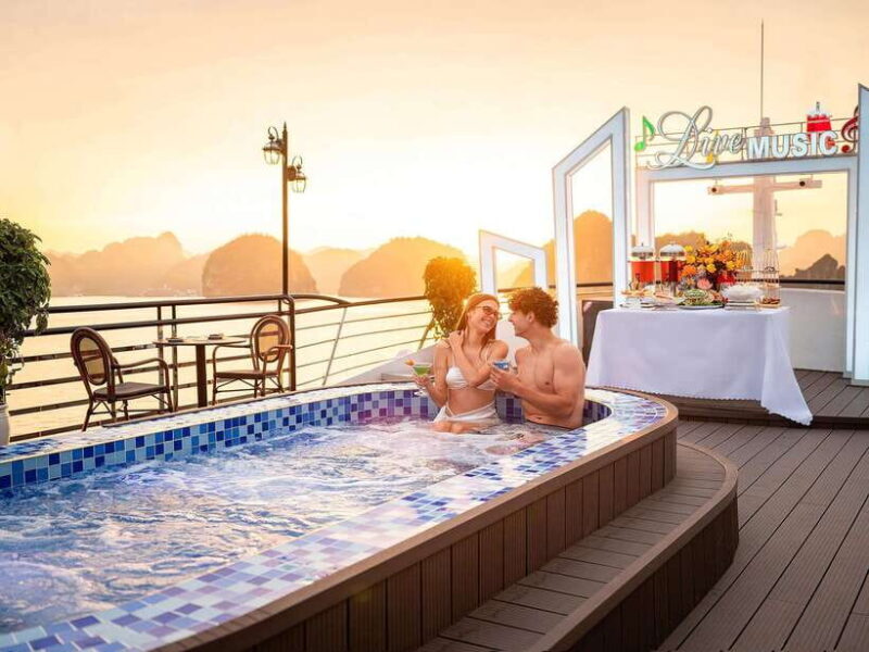 Hanoi: Halong Bay Cruise With Kayaking and Sunset Party - Sunset Party on the Cruise