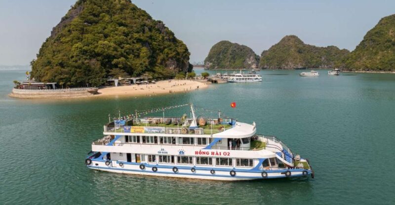 Hanoi: Halong Bay Cruise With Lunch, Caves, and Kayaking - Sightseeing Boat Trip
