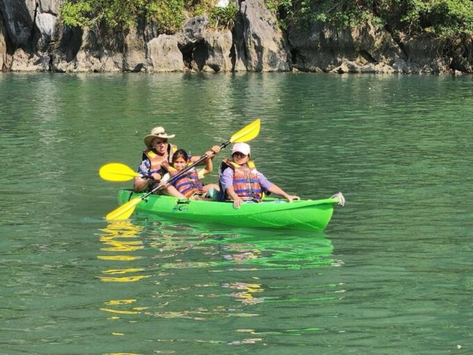 Hanoi: Halong Bay Cruise With Lunch, Caves, and Kayaking - Important Information to Note
