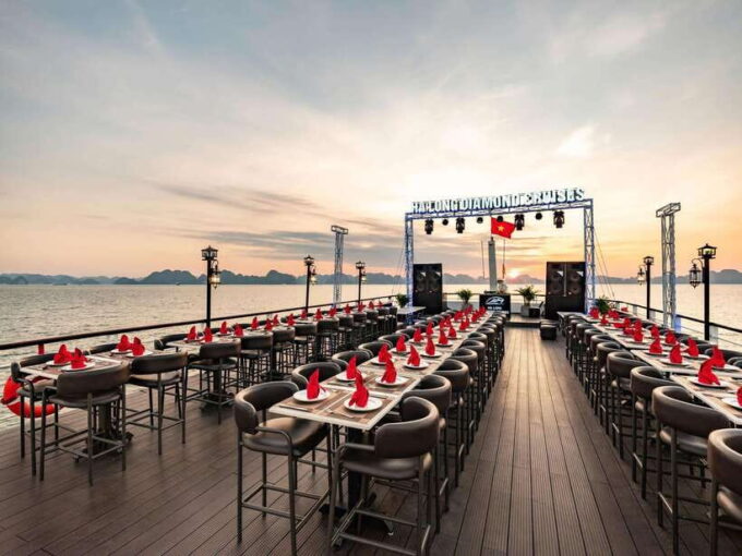 Hanoi: Halong Bay Full-Day Tour With 5-Star Diamond Cruise - Activities and Experiences