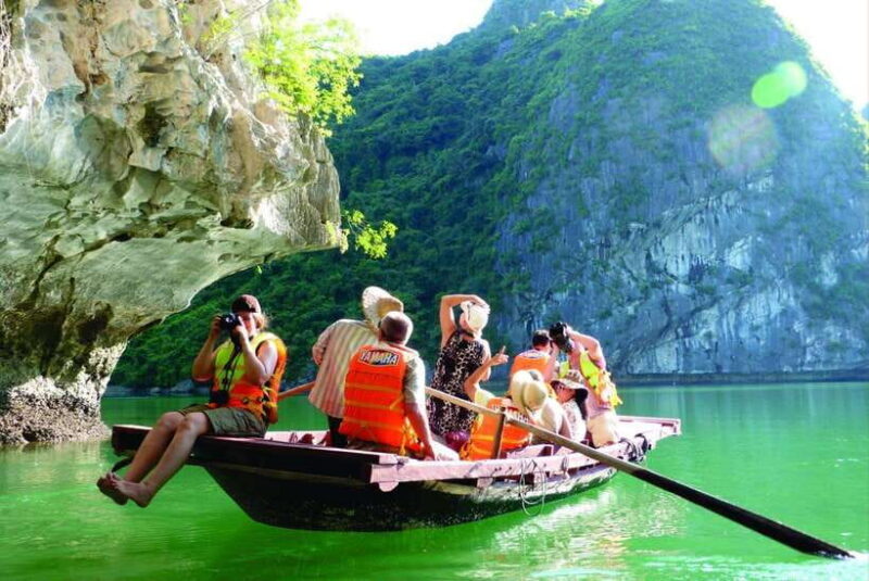 Hanoi: Halong & Lan Ha Bay Cruise With Limousine Transfer - Cruise Experience and Highlights