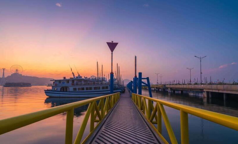 Hanoi: Halong & Lan Ha Bay Cruise With Limousine Transfer - Exploring Ha Long Bay