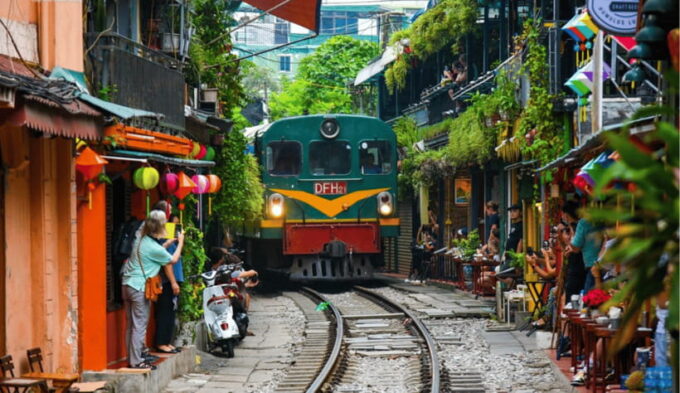 Hanoi: Highlights, Incense Village, Hat Crafting Guided Tour - Booking and Reservation Details