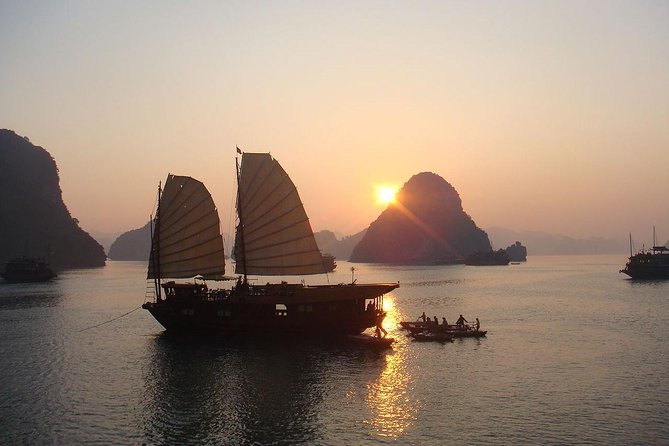 Hanoi - Hoa Lu -Tam Coc -Halong Bay 5days/4nights - Booking and Pricing