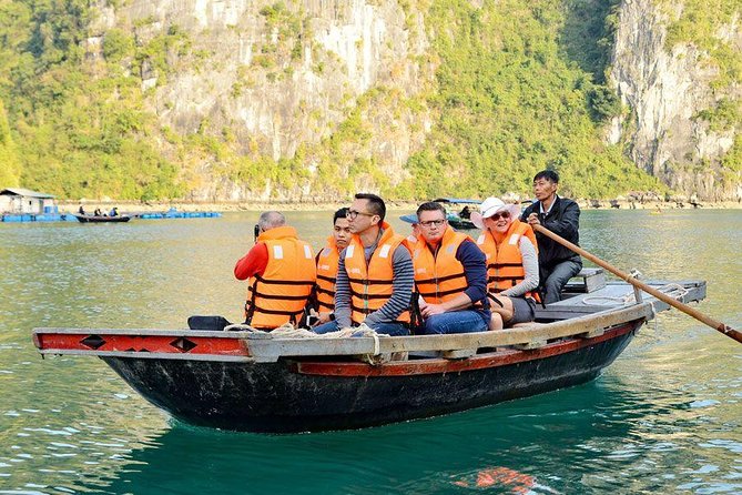 Hanoi - Hoa Lu & Tam Coc - Halong Bay Packe 5days Tour - Accommodation and Meals