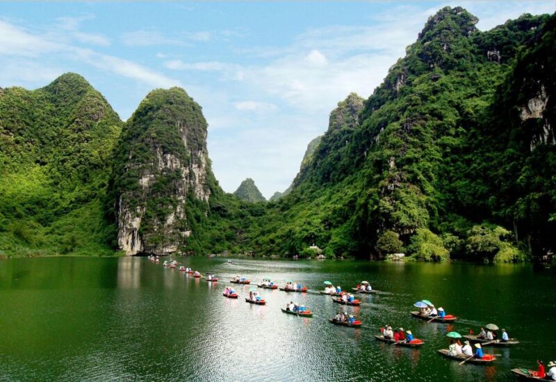 Hanoi: Hoa Lu - Tam Coc - Mua Cave by Limousine Bus & Lunch - Dietary Requirements and Dress Code