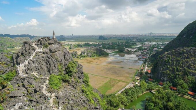 Hanoi: Hoa Lu, Trang An, and Mua Cave Full-Day Trip - Frequently Asked Questions