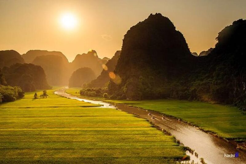 Hanoi: Hoa Lu, Trang an and Mua Cave Luxury Tour With Lunch - Inclusions and Exclusions