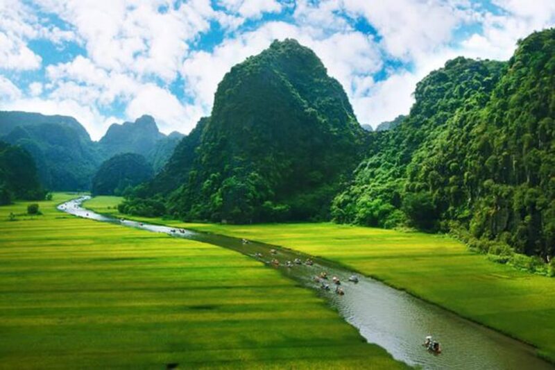 Hanoi: Hoa Lu, Trang an and Mua Cave Luxury Tour With Lunch - Transportation and Meeting Points
