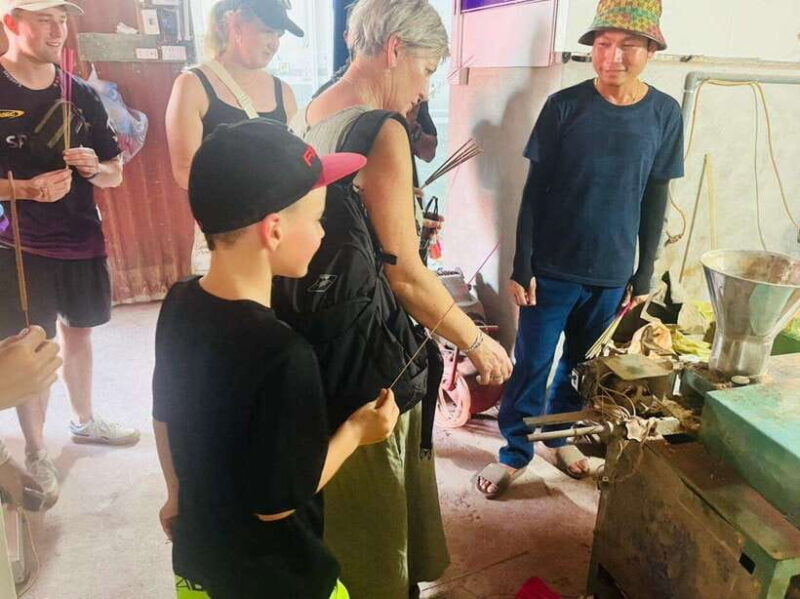 Hanoi: Incense, Hat, Lacquer Art Making Tour & Train Street - Itinerary and Activities