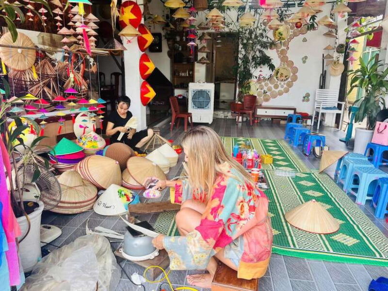 Hanoi: Incense, Hat Making & Lacquer Artisan Village Tour - Full-Day Itinerary