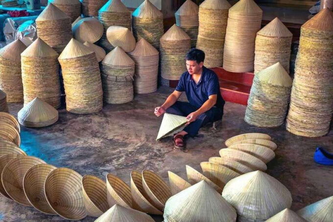 Hanoi: Incense Village, Hat-Making & Lacquer Art Full-Day - Engaging With Local Artisans and Experiences