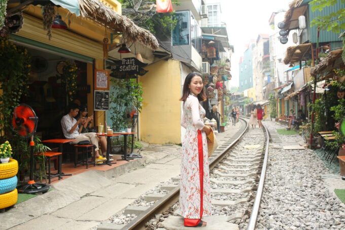 Hanoi: Instagram-Worthy Tour of City's Most Scenic Spots - Capturing Insta-Worthy Moments