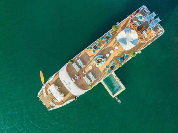 Hanoi: Lan Ha Bay & Cat Ba Island Day Trip on Luxury Cruise - Scenic Boat Cruise in Lan Ha Bay
