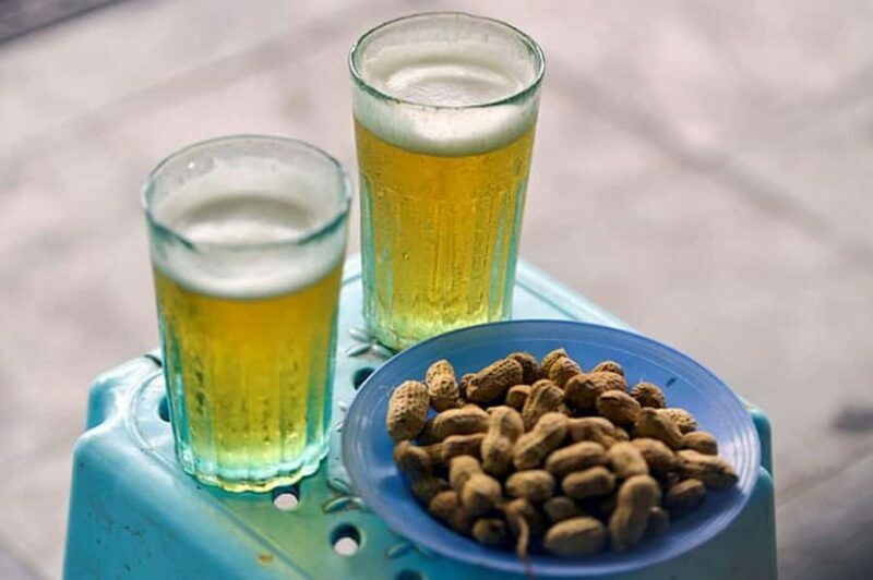 Hanoi Local Fresh Beer and Culinary Tour with Train Street - Hidden Train Street: The Crowd-Puller