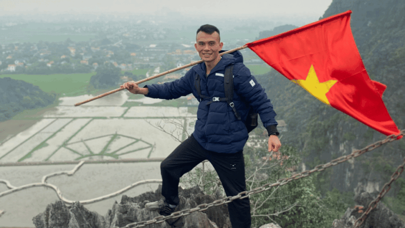 Hanoi: Luxurious 2-Day Ninh Binh Tour With Hotel/Bungalow - Booking and Availability