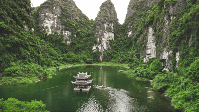 Hanoi: Luxurious 2-Day Ninh Binh Tour With Hotel/Bungalow - Cultural Immersion Opportunities