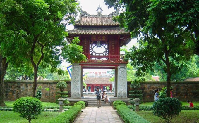 Hanoi Luxury City Full Day Tour by Limousine Bus - Frequently Asked Questions
