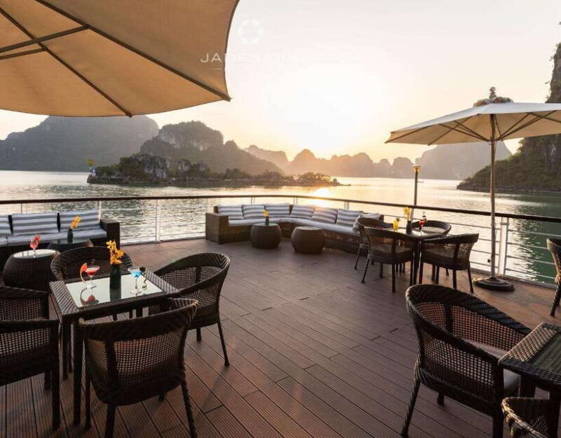 Hanoi: Luxury Lan Ha Bay Jade Sails Cruise With Buffet Lunch - Customer Reviews and Feedback