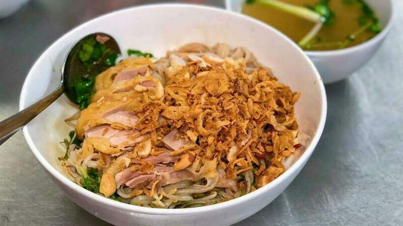 Hanoi: Michelin Guide Street Food Walking Tour - Review Highlights from Travelers
