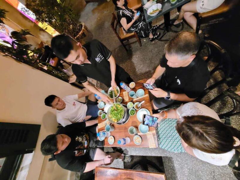 Hanoi: Michelin-Selected Private Street Food Tour - Key Points