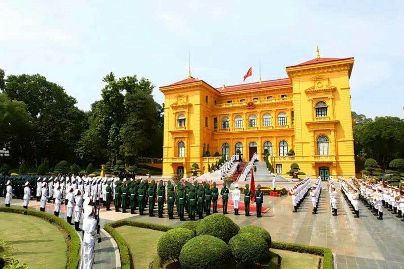 Hanoi: Military History Museum, Hoa Lo Prison & Gardens Tour - FAQ