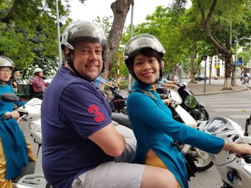 Hanoi: Night Lights and Street Food Motorbike Tour - Giang Café and Egg Coffee