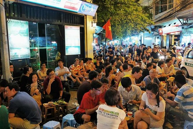Hanoi Night Market and Street Food Tour - Traveler Feedback