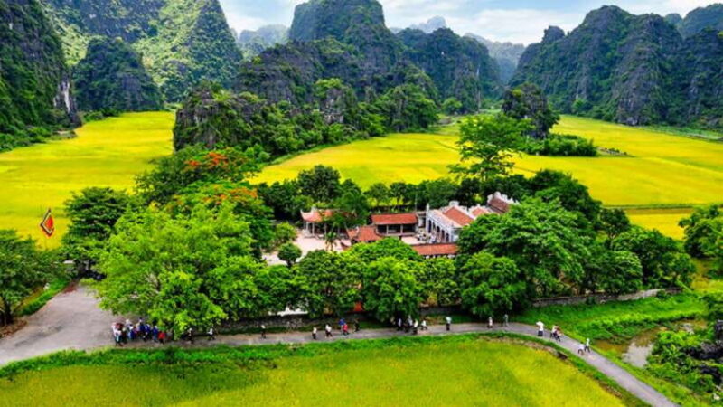 Hanoi/Ninh Binh: Tam Coc, Hoa Lu & Mua Caves Full-Day Trip - Itinerary Highlights