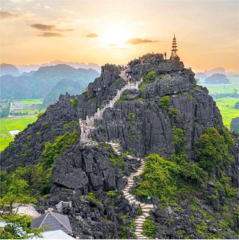Hanoi: Ninh Binh Trip to Bai Dinh Pagoda, Trang An, Mua Cave - Buffet Lunch