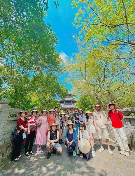 Hanoi: Ninh Binh Trip to Bai Dinh Pagoda, Trang An, Mua Cave - Transportation and Pickup