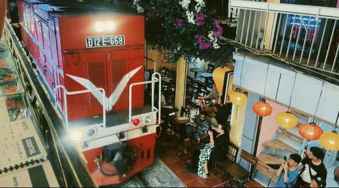 Hanoi: Old Quarter Food Tour With Train Street - Pickup Service