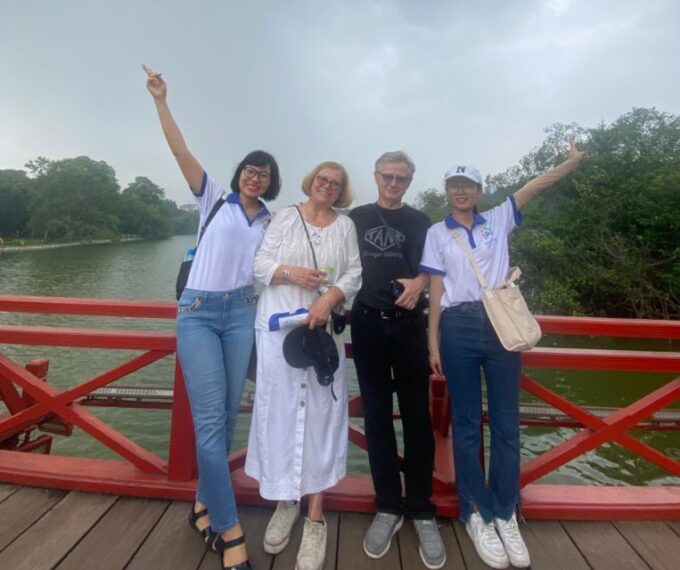Hanoi: Old Quarter Private Walking Tour - Vibrant Streets and Architectural Marvels