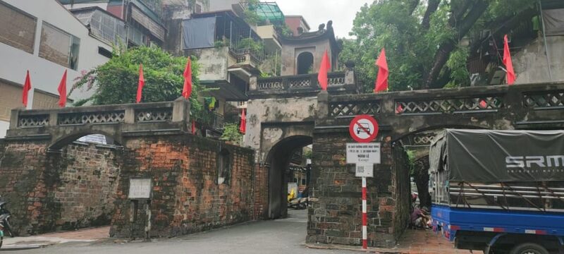 Hanoi Old Quarter: Private Walking Tour to Historical Sites. - Key Points
