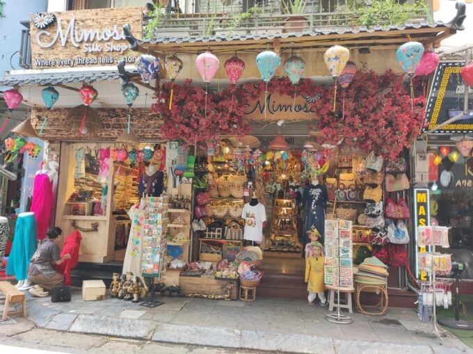 Hanoi Old Quarter: Private Walking Tour to Historical Sites. - Reservation and Cancellation Policy