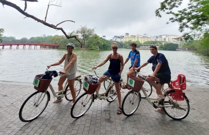 Hanoi Old Quarter & Red River Delta Cycling Half Day Tour - Meeting Point and Bikes