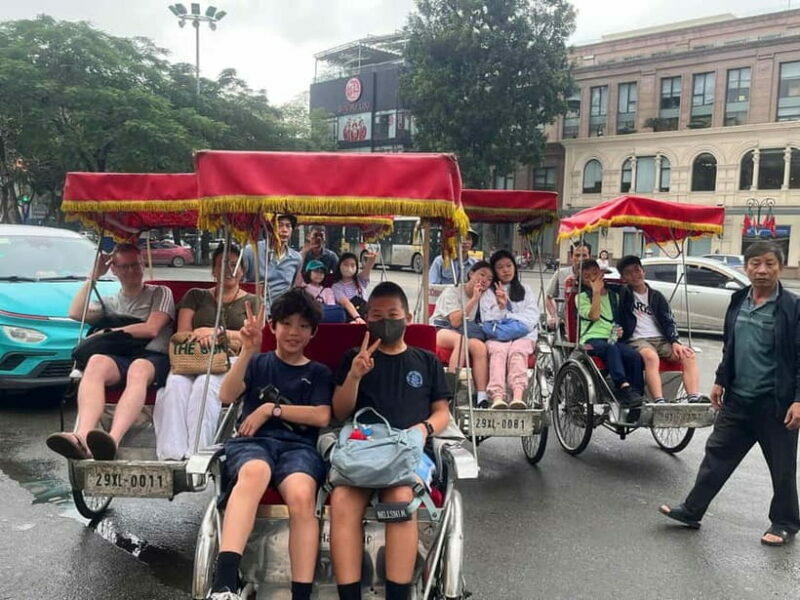 Hanoi: Old Quarter Street Food Walking Tour with Guide - Key Points