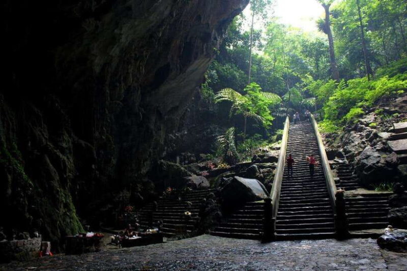 Hanoi: Perfume Pagoda and Incense Village Day Tour - Inclusions