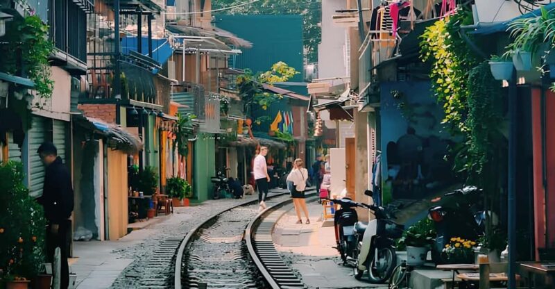 Hanoi: Private Half-day City Highlights and Hidden Gems Tour - Key Points