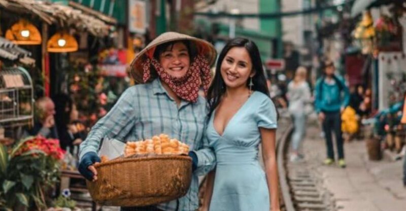 Hanoi: Private Half-day City Highlights and Hidden Gems Tour - Hanoi Train Street