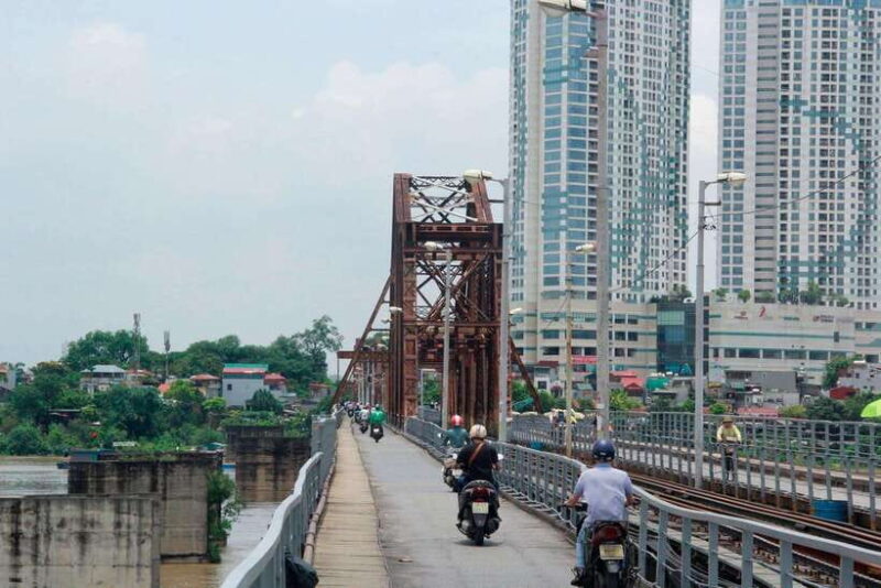 Hanoi: Private Old Quarter Walking Tour With Train Street - Highlights and Attractions