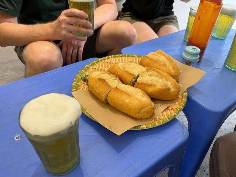 Hanoi: Private Street Food and Walking Tour - Key Points